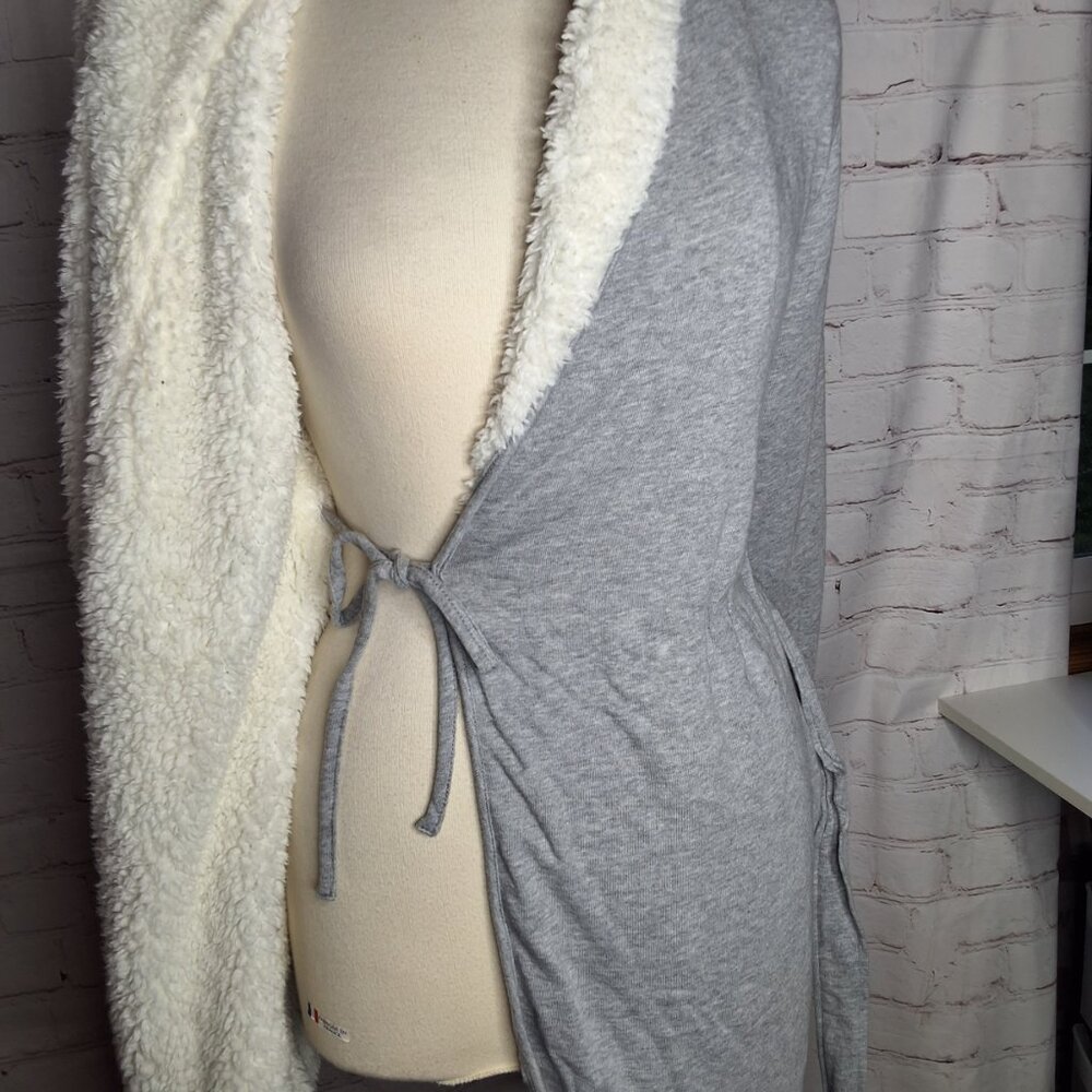 Splendid Sherpa Robe - Picture 5 of 9